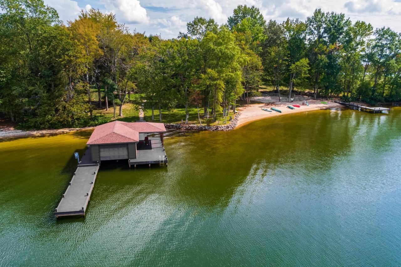 Sunset Beach Villa Glenora Exterior photo